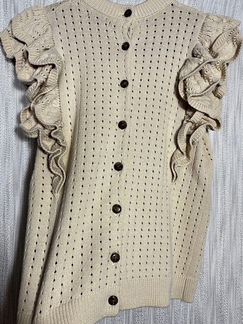 Who What Wear Ruffle Sleeve Knit Sweater Size Large Like New - Picture 3 of 4